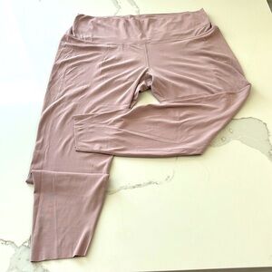 Nike NWT Zenvy Legging - Plus Size